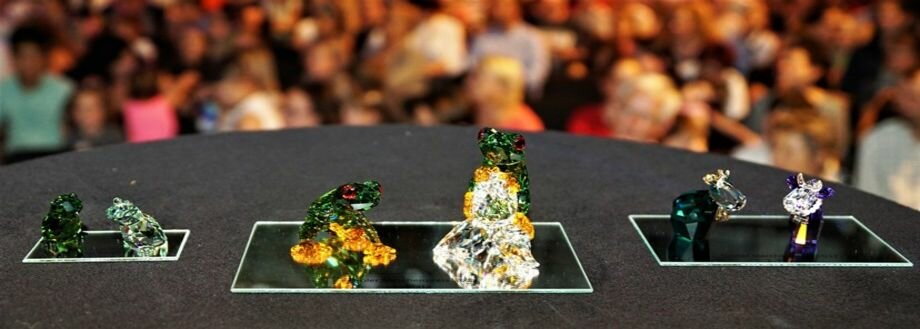 Tiroler Märchenpreis 2016 - Kristallfiguren Tiroler Märchenpreis 2016 - Kristallfiguren