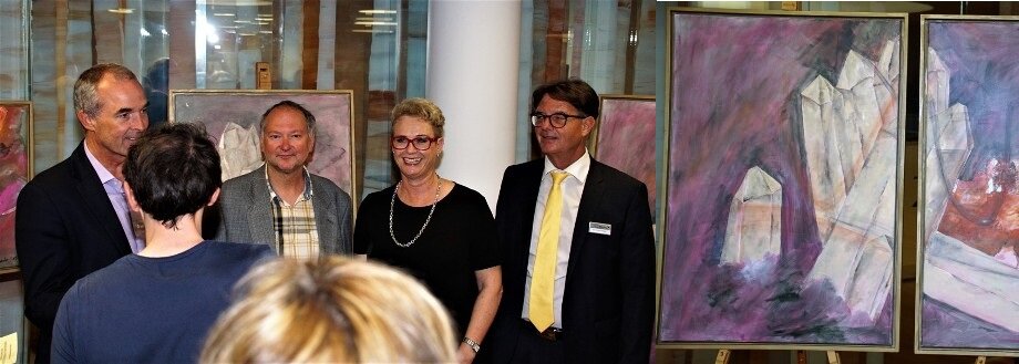 Pop-Märchen-Vernissage 2017 in der Raiffeisenbank Wattens mit der Künstlerin Angela Braster Pop-Märchen-Vernissage 2017 in der Raiffeisenbank Wattens mit der Künstlerin Angela Braster